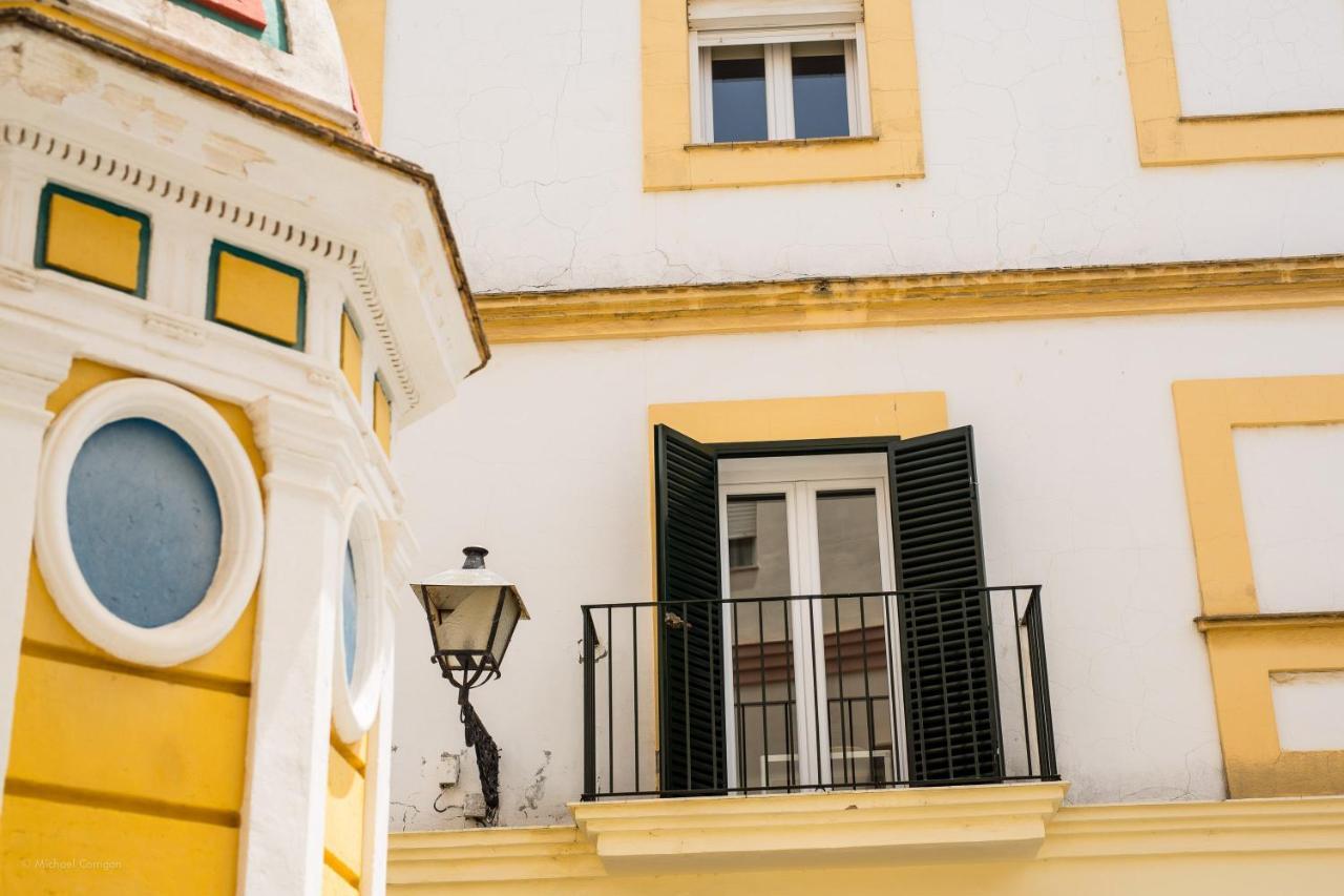Apartamentos Los Cantaros El Puerto de Santa María Eksteriør billede